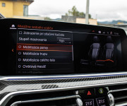 BMW X6 M50i soft close, first class packet, iconic glow, natáčanie zadnej nápravy