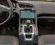 Peugeot 5008 1.6L HDi FAP Allure