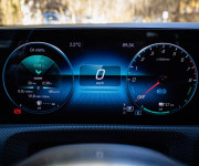 Mercedes-Benz CLA Shooting Brake 250e SB AMG, Burmester, Ambient, Servis grátis, Slovenské