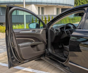 Ford Mondeo 2.0 Hybrid Vignale eCVT, 138kW, A/T