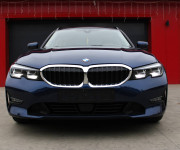 BMW Rad 3 Touring 320d A/T