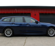 BMW Rad 3 Touring 320d A/T