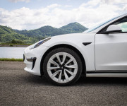 Tesla Model 3 Long Range Refresh 86% SOH, Matrix LED, Tepelko, odpočet DPH