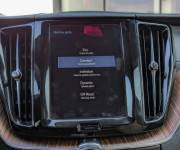 Volvo XC60 B4 Inscription AWD A/T