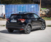 Honda HR-V 1.5 i-VTEC Executive CVT, 1. Majiteľ, Slovenské, Nelakované, V záruke