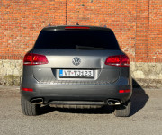 Volkswagen Touareg V6