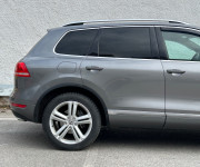 Volkswagen Touareg V6