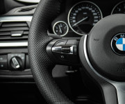 BMW Rad 3 Touring 330i xDrive M Sport A/T