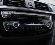BMW Rad 3 Touring 330i xDrive M Sport A/T