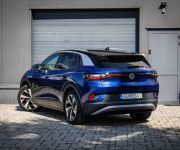 Volkswagen ID.4 Pro Performance 1st edition, super výbava, tepelné čerpadlo,nelakované, el ťažn