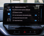 Volkswagen ID.4 Pro Performance 1st edition, super výbava, tepelné čerpadlo,nelakované, el ťažn