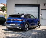Volkswagen ID.4 Pro Performance 1st edition, super výbava, tepelné čerpadlo,nelakované, el ťažn