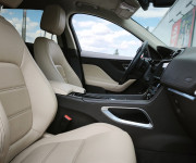 Jaguar F-Pace 2.0 I4 P250 Prestige AWD