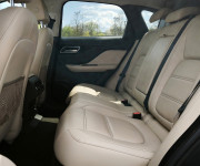 Jaguar F-Pace 2.0 I4 P250 Prestige AWD