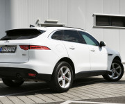 Jaguar F-Pace 2.0 I4 P250 Prestige AWD