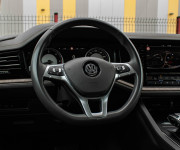 Volkswagen Touareg 3.0 TDI 170kW, Natáčacia zadná náprava, Masáž, Vzduch, Nočné videnie
