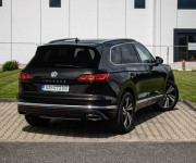 Volkswagen Touareg 3.0 TDI 170kW, Natáčacia zadná náprava, Masáž, Vzduch, Nočné videnie