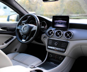 Mercedes-Benz GLA 200 d 4MATIC A/T