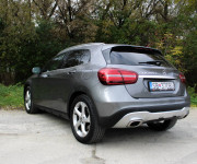 Mercedes-Benz GLA 200 d 4MATIC A/T