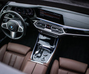 BMW X7 40d xDrive Msport, Servis grátis, Laser, soft-close, Pano sky lounge, DPH