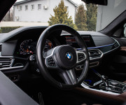 BMW X7 40d xDrive Msport, Servis grátis, Laser, soft-close, Pano sky lounge, DPH