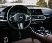 BMW X7 40d xDrive Msport, Servis grátis, Laser, soft-close, Pano sky lounge, DPH