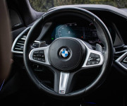 BMW X7 40d xDrive Msport, Servis grátis, Laser, soft-close, Pano sky lounge, DPH