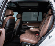 BMW X7 40d xDrive Msport, Servis grátis, Laser, soft-close, Pano sky lounge, DPH