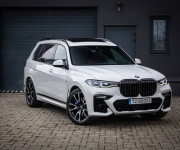 BMW X7 40d xDrive Msport, Servis grátis, Laser, soft-close, Pano sky lounge, DPH