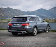 Mercedes-Benz E trieda All-Terrain 220d 4matic Airmatic 9G-Tronic, vzduch, HUD, Ťažné, MB conne