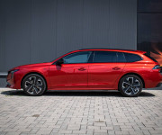 Peugeot 508 SW GT 1.5 BlueHDi Facelift, Slovenské, Nelakované, V záruke