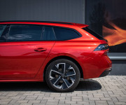 Peugeot 508 SW GT 1.5 BlueHDi Facelift, Slovenské, Nelakované, V záruke