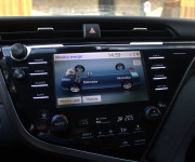 Toyota Camry 2.5 hybrid (ben+hev), 131kw, CVT, Executive