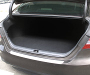 Toyota Camry 2.5 hybrid (ben+hev), 131kw, CVT, Executive