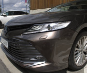 Toyota Camry 2.5 hybrid (ben+hev), 131kw, CVT, Executive