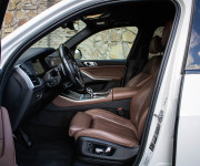 BMW X5 30d xDrive MSport, Laser, Nelakované, HUD, ŤZ, Coffe interiér, Swarowski, 360