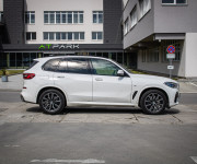 BMW X5 30d xDrive MSport, Laser, Nelakované, HUD, ŤZ, Coffe interiér, Swarowski, 360