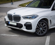 BMW X5 30d xDrive MSport, Laser, Nelakované, HUD, ŤZ, Coffe interiér, Swarowski, 360
