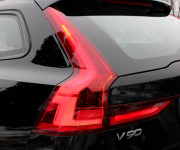 Volvo V90 CC D4 2.0L Cross Country Pro AWD A/T