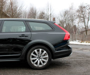 Volvo V90 CC D4 2.0L Cross Country Pro AWD A/T