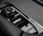 Volvo V90 CC D4 2.0L Cross Country Pro AWD A/T