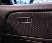 Mercedes-Benz GLB 200d A/T