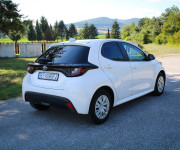 Toyota Yaris 1.5 Dynamic, Slovenské, 1 majiteľ, Servisná história, Odpočet DPH