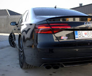 Audi S8 PLUS Quattro AT8 (610k)