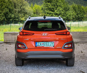 Hyundai Kona Electric 150, Slovenské, Plná výbava, Nelakované