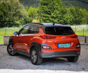 Hyundai Kona Electric 150, Slovenské, Plná výbava, Nelakované