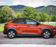 Hyundai Kona Electric 150, Slovenské, Plná výbava, Nelakované