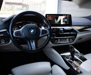 BMW Rad 5 540d xDrive M5 CS Look, Laser, Masáže, HUD, Strešné okno, alcantara strop, DPH