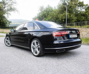 Audi A8 L 3.0 TDI V6 diesel quattro tiptronic 2015