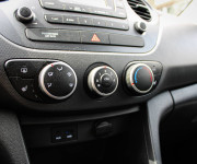 Hyundai i10 1.2i 16V DOHC Comfort A/T